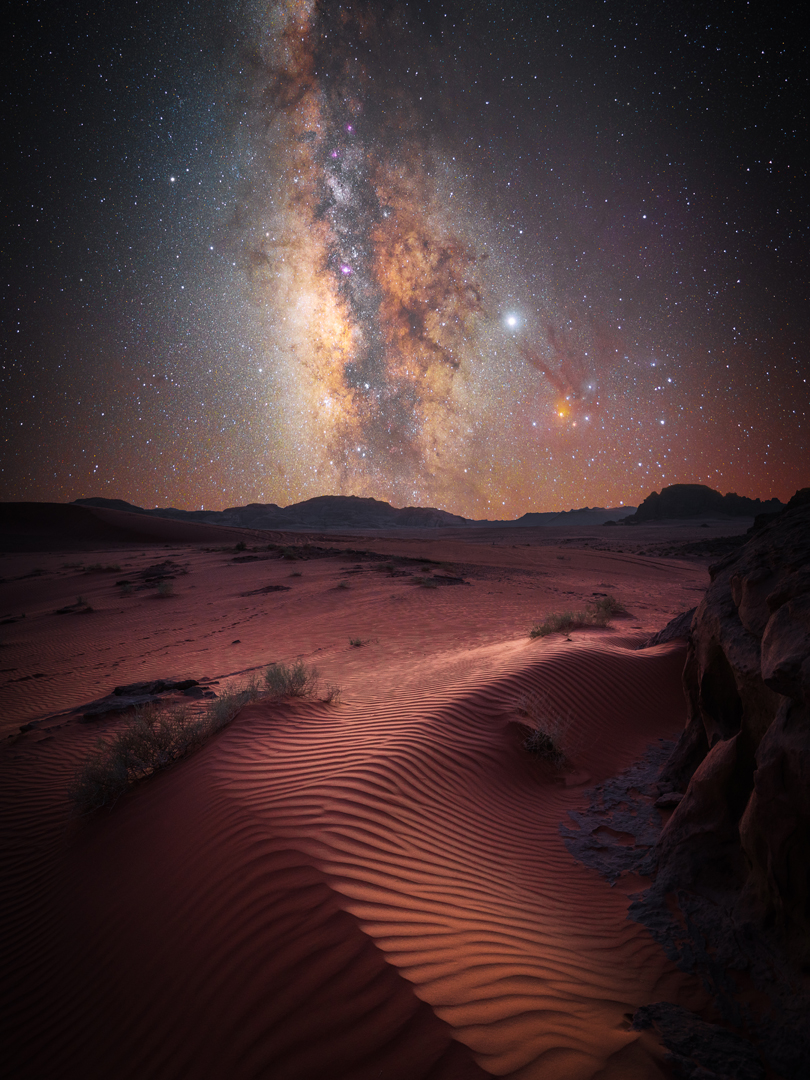 Magic Desert, Jordan. Sony a7III, 24 mm, 20 et 272 sec, 2photos, 800 et 1000 iso, F8 et 2.4
